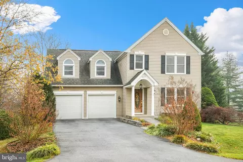 Exterior - 8117 Arrowhead Ct, Frederick, MD 21702 photo 17 of 17