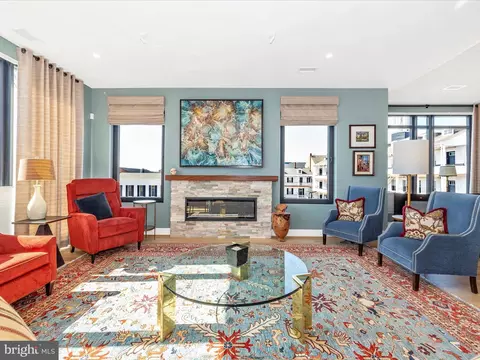 Living - 210 E Second St #401, Frederick, MD 21701 photo 2 of 4