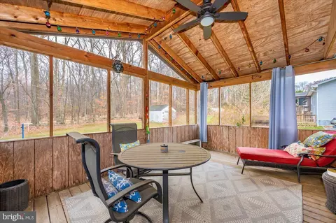 Exterior - 6015 Keyser Ln, Frederick, MD 21702 photo 2 of 7