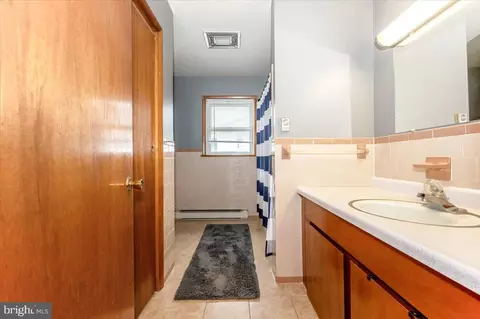 Entry Way - 6015 Keyser Ln, Frederick, MD 21702 photo 1 of 1