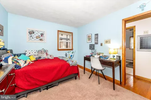 Bedroom - 6015 Keyser Ln, Frederick, MD 21702 photo 4 of 4