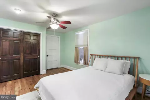 Bedroom - 20 7th St, Frederick, MD 21701 photo 2 of 3