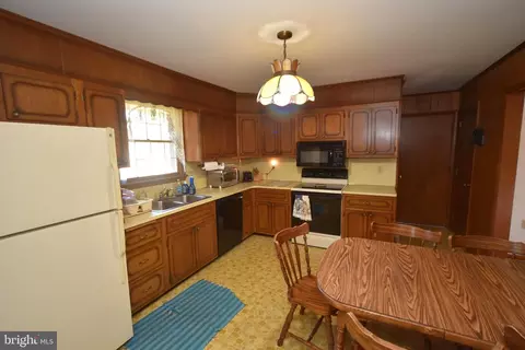 Kitchen - 8206 Falstone Ct, Frederick, MD 21702 photo 2 of 2