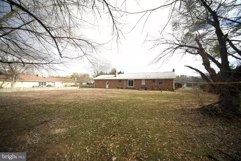 Exterior - 8206 Falstone Ct, Frederick, MD 21702 photo 5 of 5