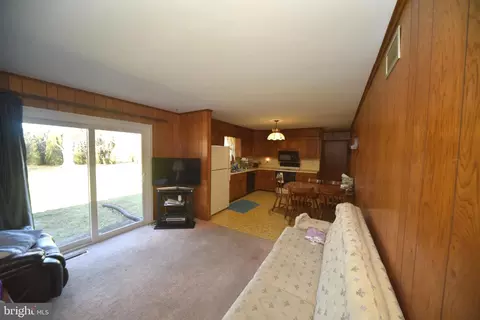 Living - 8206 Falstone Ct, Frederick, MD 21702 photo 1 of 3
