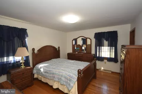 Bedroom - 8206 Falstone Ct, Frederick, MD 21702 photo 1 of 2