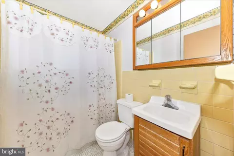 Bath - 417 Logan St, Frederick, MD 21701 photo 1 of 2