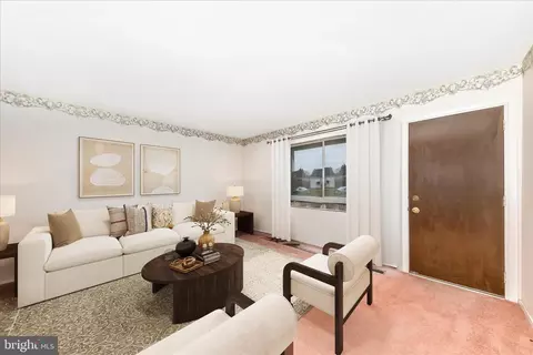 Living - 417 Logan St, Frederick, MD 21701 photo 1 of 2