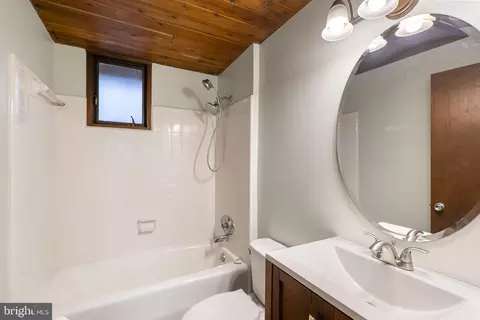 Bath - 3230 Basford Rd, Frederick, MD 21703 photo 2 of 2