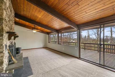 Living - 3230 Basford Rd, Frederick, MD 21703 photo 4 of 8