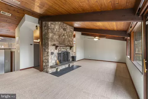 Living - 3230 Basford Rd, Frederick, MD 21703 photo 2 of 8