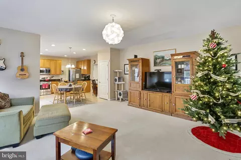 Living - 97 Webb Ct, Frederick, MD 21702 photo 2 of 3
