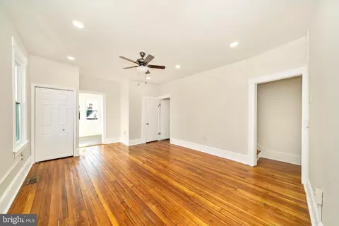 Living - 6 E 8 E B St, Brunswick, MD 21716 photo 5 of 6