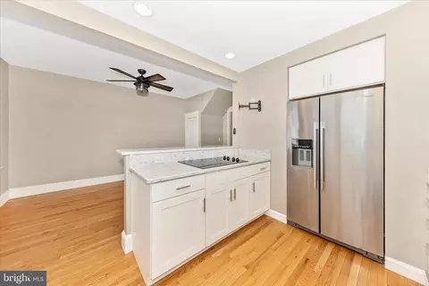 Entry Way - 29 E Seventh St, Frederick, MD 21701 photo 3 of 4
