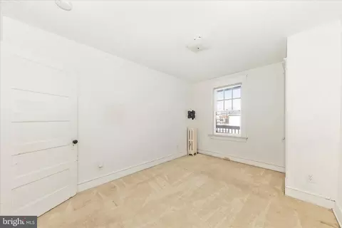 Bedroom - 29 E Seventh St, Frederick, MD 21701 photo 6 of 12