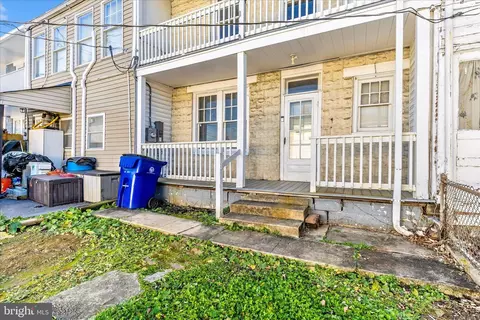 Exterior - 29 E Seventh St, Frederick, MD 21701 photo 13 of 18