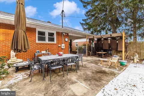 Exterior - 710 Wyngate Dr, Frederick, MD 21701 photo 3 of 6