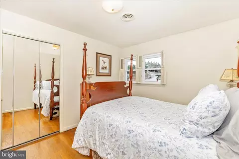 Bedroom - 710 Wyngate Dr, Frederick, MD 21701 photo 4 of 5