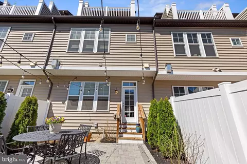 Exterior - 924 Lindley Rd, Frederick, MD 21701 photo 6 of 12