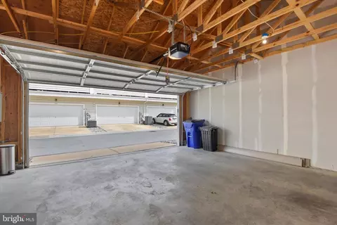 Exterior - 924 Lindley Rd, Frederick, MD 21701 photo 9 of 12