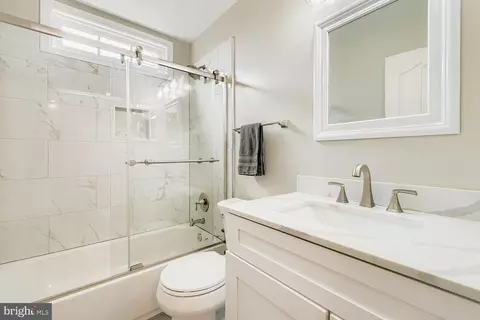 Bath - 6909 Baron Ct, Frederick, MD 21703 photo 3 of 4