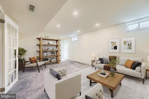 Living - 6909 Baron Ct, Frederick, MD 21703 photo 5 of 5