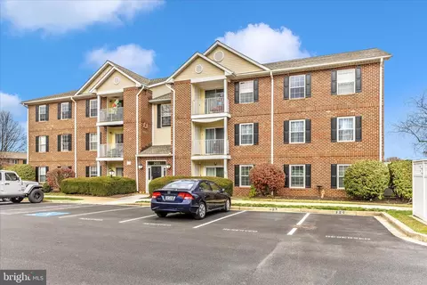 3855 Shadywood Dr #2D, Jefferson, MD 21755