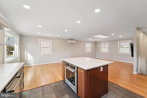 Living - 5 N Jefferson St, Frederick, MD 21701 photo 5 of 6