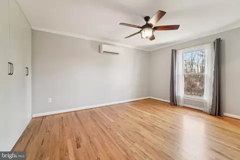 Bedroom - 5 N Jefferson St, Frederick, MD 21701 photo 2 of 3