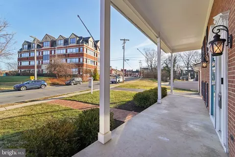 Exterior - 5 N Jefferson St, Frederick, MD 21701 photo 2 of 10