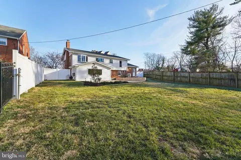 Exterior - 5 N Jefferson St, Frederick, MD 21701 photo 5 of 10
