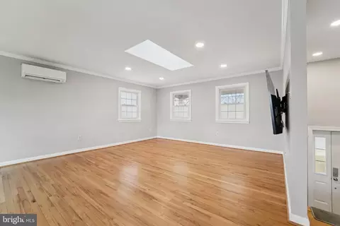 Living - 5 N Jefferson St, Frederick, MD 21701 photo 1 of 6