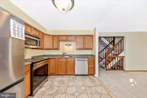 Entry Way - 6911 Doublebrand Ct, Frederick, MD 21703 photo 3 of 3
