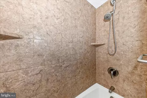 Bath - 6911 Doublebrand Ct, Frederick, MD 21703 photo 1 of 1