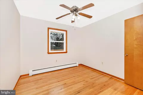 Bedroom - 10223 Liberty Rd, Frederick, MD 21701 photo 8 of 8