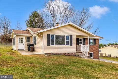 Exterior - 10223 Liberty Rd, Frederick, MD 21701 photo 4 of 10