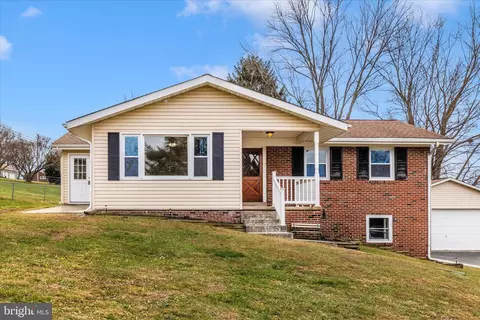 10223 Liberty Rd, Frederick, MD 21701