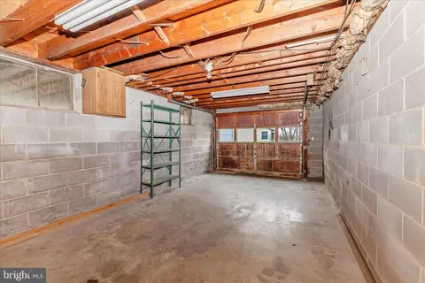 Exterior - 10223 Liberty Rd, Frederick, MD 21701 photo 3 of 10