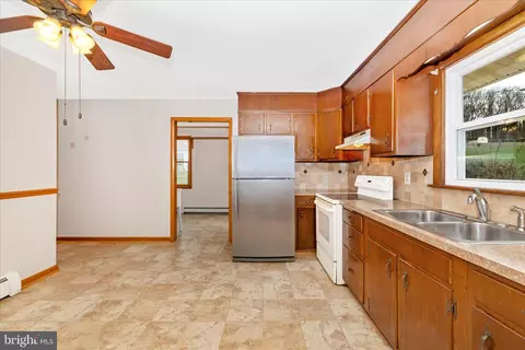 Kitchen - 10223 Liberty Rd, Frederick, MD 21701 photo 6 of 6