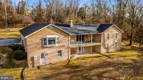4521 Timbery Dr, Jefferson, MD 21755 photo 2