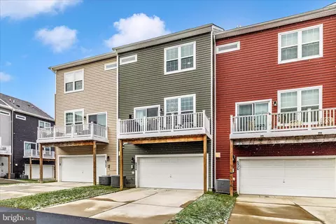6924 Representation Ln, Frederick, MD 21703 photo 2