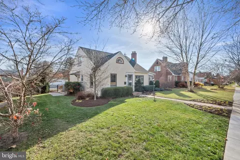 706 Fairview Ave, Frederick, MD 21701 photo 3