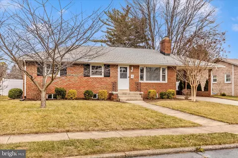 Exterior - 713 Northside Dr, Frederick, MD 21701 photo 2 of 14