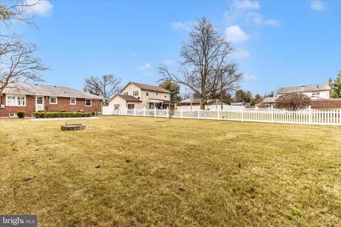 Exterior - 713 Northside Dr, Frederick, MD 21701 photo 9 of 14