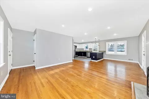Living - 713 Northside Dr, Frederick, MD 21701 photo 3 of 8