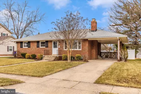 Exterior - 713 Northside Dr, Frederick, MD 21701 photo 3 of 14