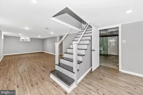 Entry Way - 713 Northside Dr, Frederick, MD 21701 photo 4 of 4