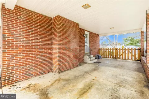 Exterior - 713 Northside Dr, Frederick, MD 21701 photo 5 of 14