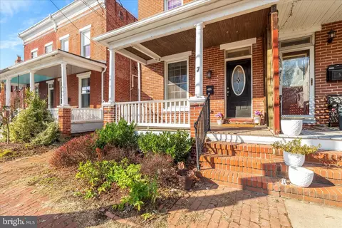 Exterior - 7 Jefferson St, Frederick, MD 21701 photo 2 of 7