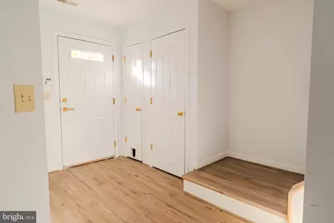 Entry Way - 2011 Weitzel Ct, Frederick, MD 21702 photo 1 of 5
